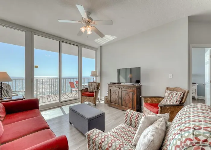 Lighthouse Apartment *